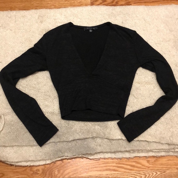 Long sleeve crop top - Picture 2 of 4